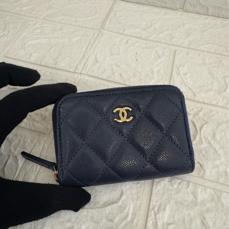 Chanel深藍色淡金雙Cㄇ拉零錢包-0