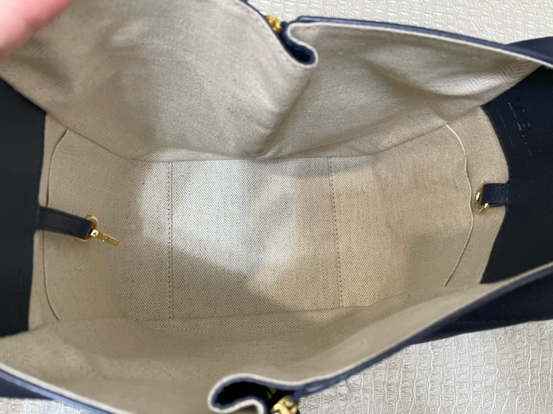 Loewe 深藍牛皮金釦Hammock小號吊床包-9