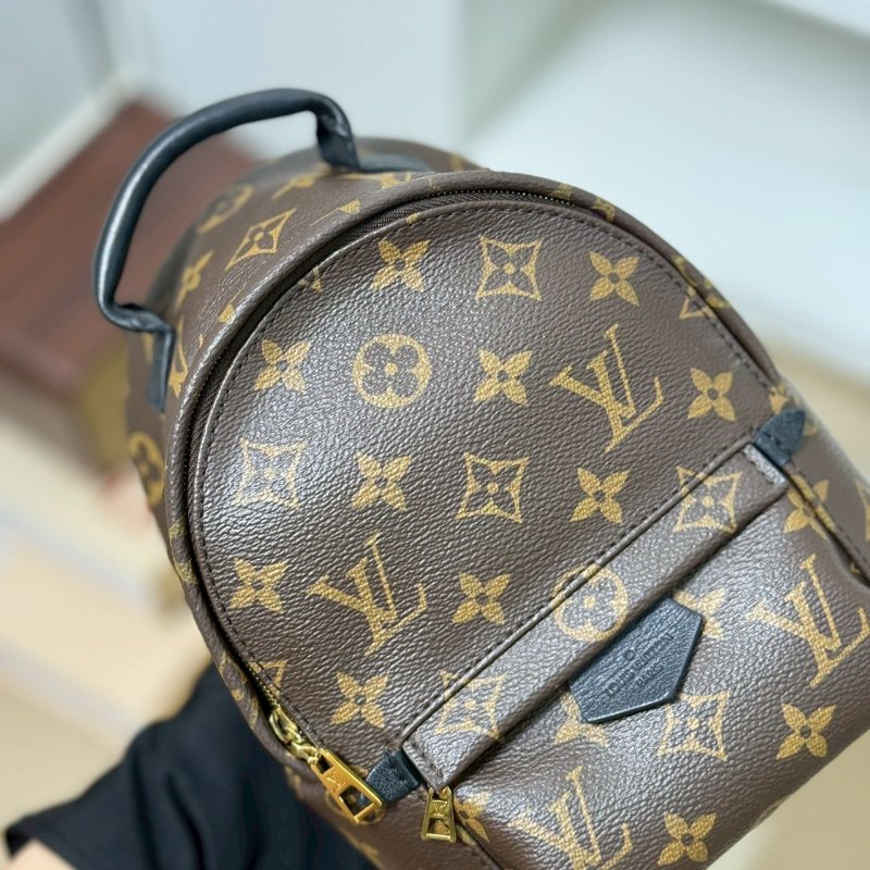 🏷️LV．Mini 小書包 M44873-8