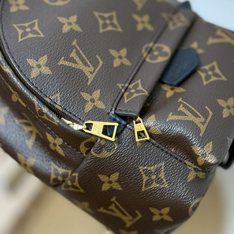 🏷️LV．Mini 小書包 M44873-15