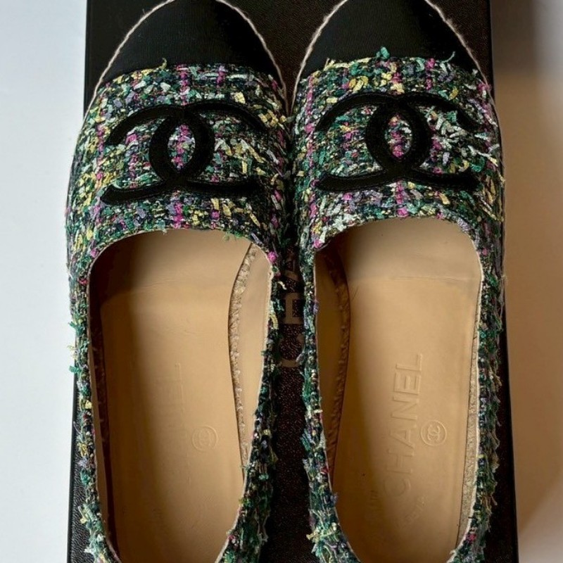 Chanel 黑頭草綠色布草編平底鞋/鉛筆鞋-2