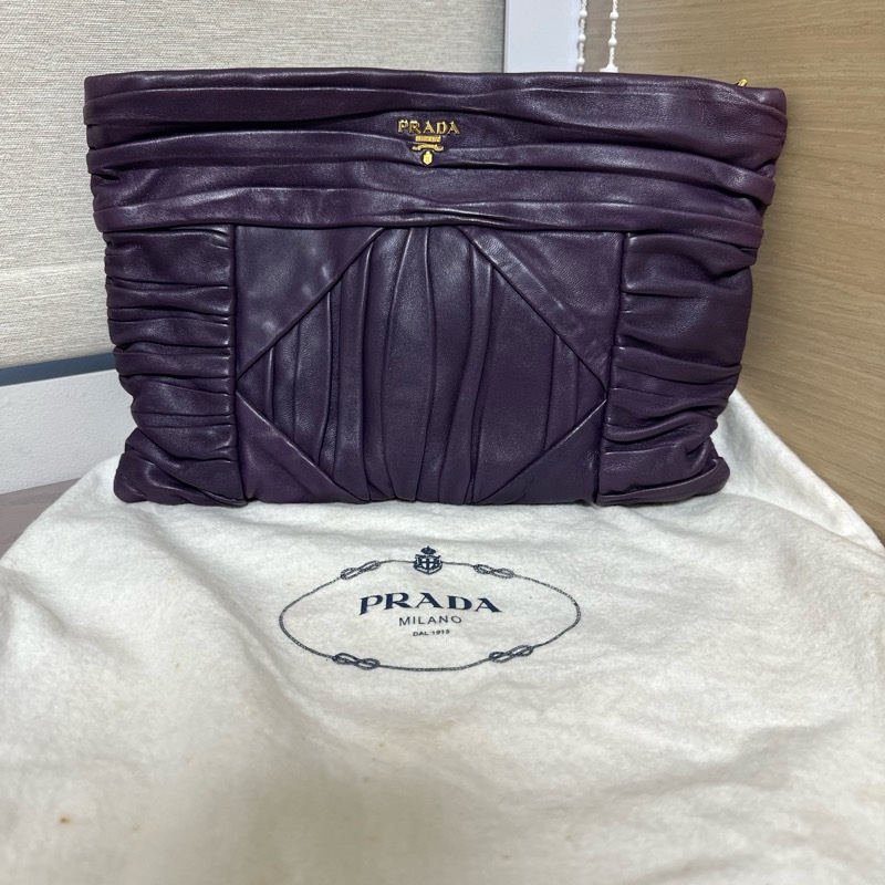 PRADA-1