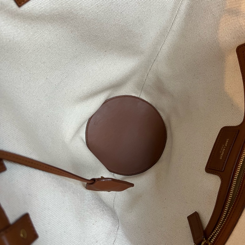 Saint Laurent Beatrix Panier 鏤空手提包-16