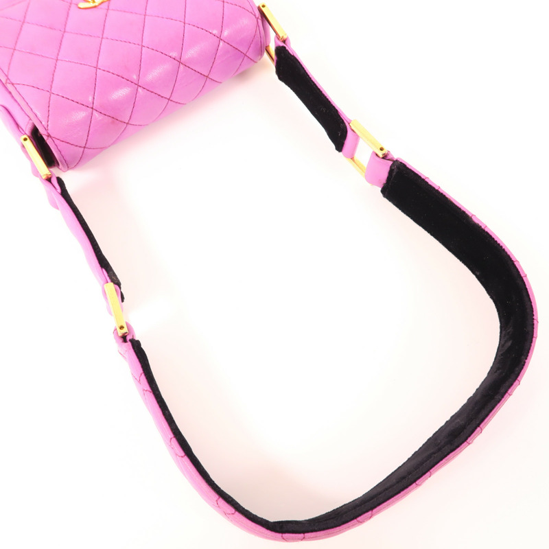 CHANEL 牛皮皮革Shoulder Bag金扣肩背袋-4