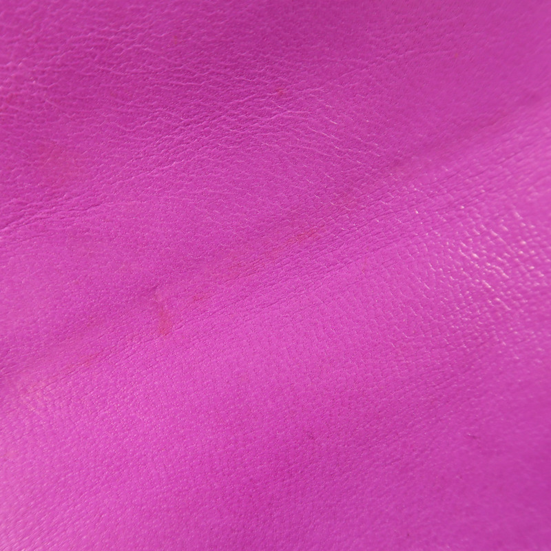 CHANEL 牛皮皮革Shoulder Bag金扣肩背袋-12