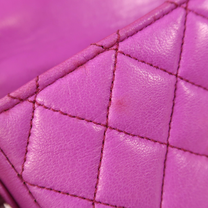 CHANEL 牛皮皮革Shoulder Bag金扣肩背袋-14