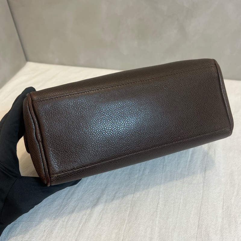 Chanel 經典魚子醬化妝包-6