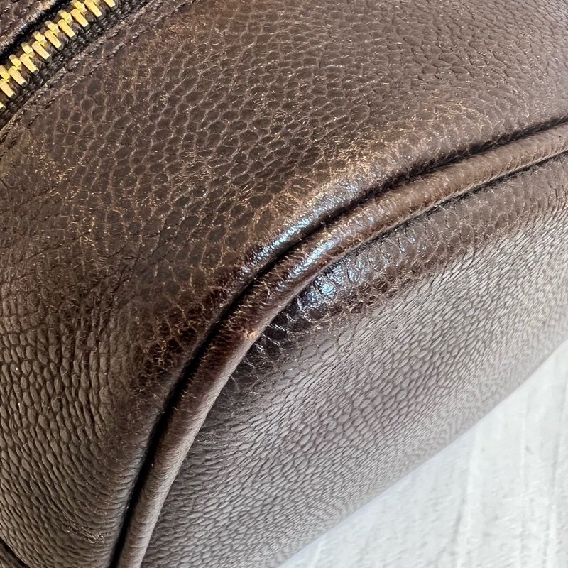 Chanel 經典魚子醬化妝包-10