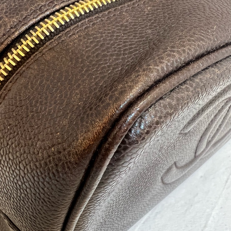 Chanel 經典魚子醬化妝包-12