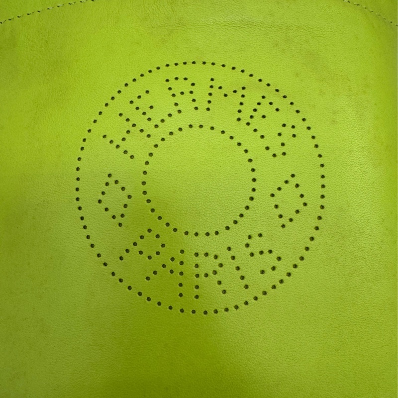 HERMES  Lambskin Clou De Selle Pouch Kiwi-6