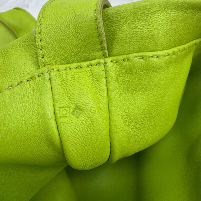 HERMES  Lambskin Clou De Selle Pouch Kiwi-10