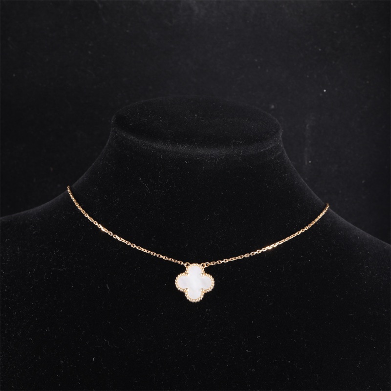 VAN CLEEF&ARPELS(梵克雅寶) Vintage Alhambra 中號單花項鏈 新扣 18K黃金/白貝母 項鏈 黃金-0