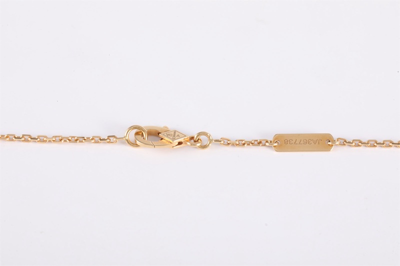 VAN CLEEF&ARPELS(梵克雅寶) Vintage Alhambra 中號單花項鏈 新扣 18K黃金/白貝母 項鏈 黃金-4