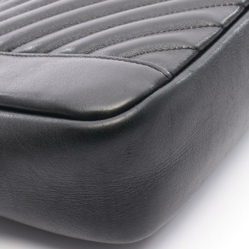 Chanel V 型縫線人字形小羊皮單肩包，黑色-6