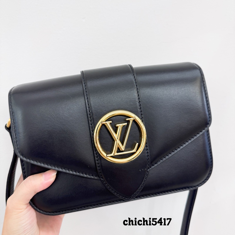 Lv Pont9 黑牛皮斜背包-0