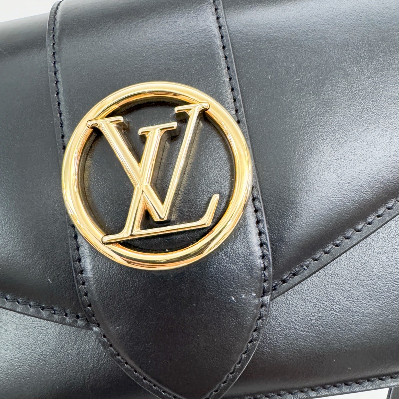 Lv Pont9 黑牛皮斜背包-1