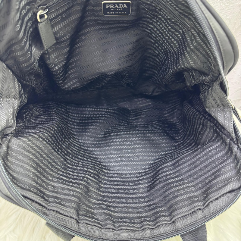 Prada 黑色尼龍手提包公事包鎖頭-9