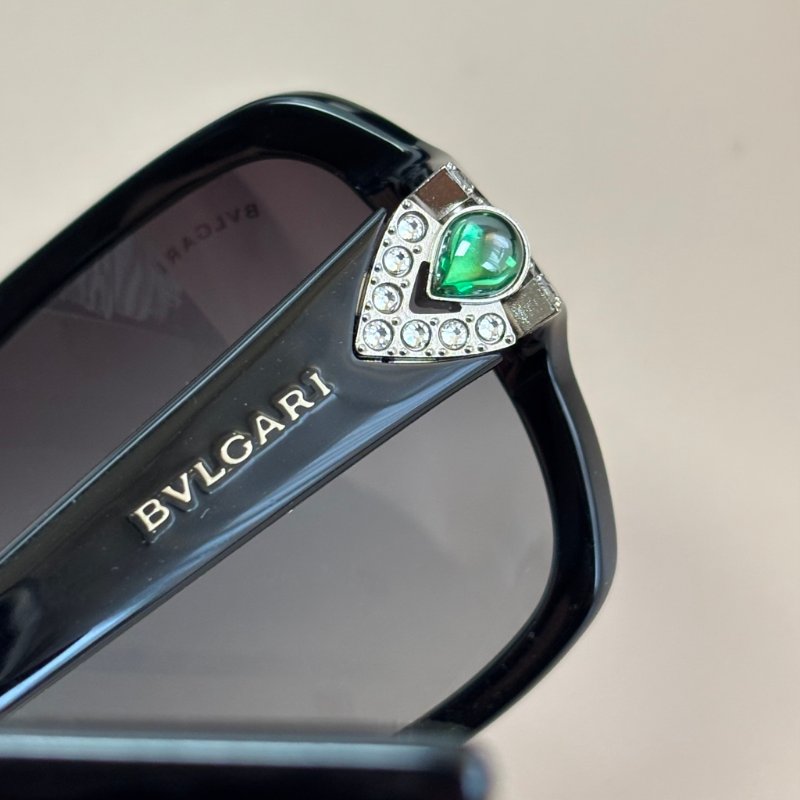::Bvlgari:: 寶格麗 黑框漸層鏡片銀鑽綠寶石太陽眼鏡 墨鏡-9