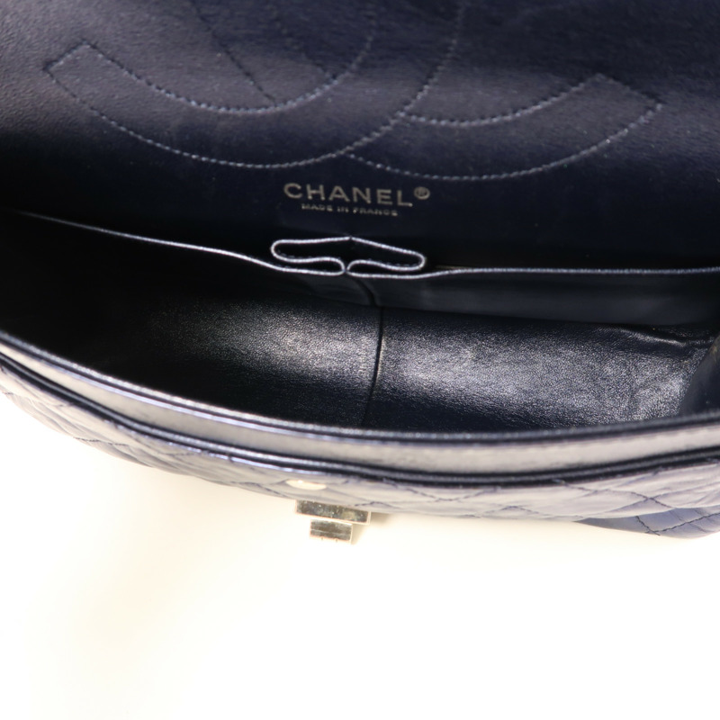 CHANEL 牛皮皮革2.55銀扣鏈帶肩背袋-6