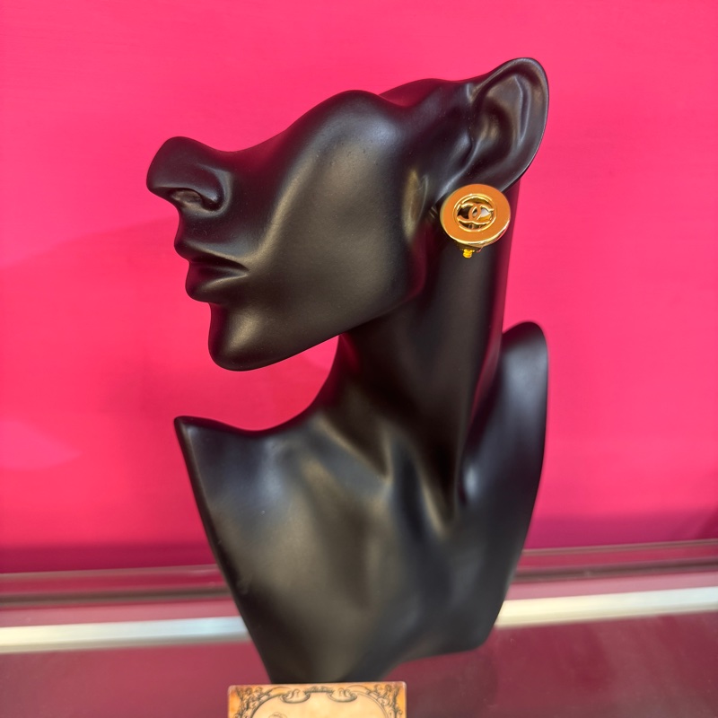 Chanel vintage 圓耳環/耳夾/古董藏家收藏/王吉娜古董精品-1