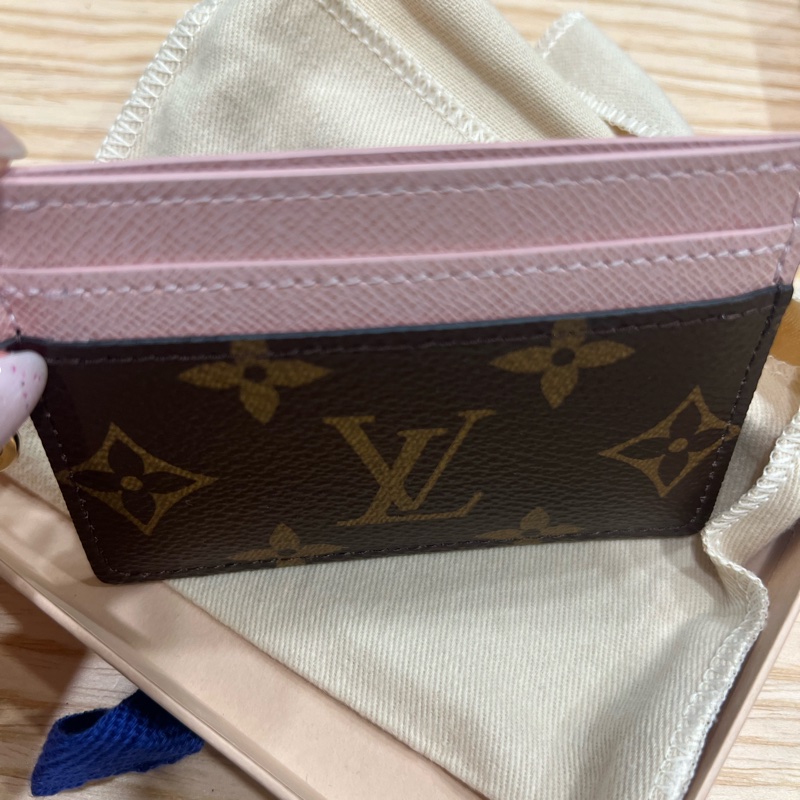 LOUIS VUITTON Monogram Charms Card Holder金扣卡片套 啡色/粉紅色-9