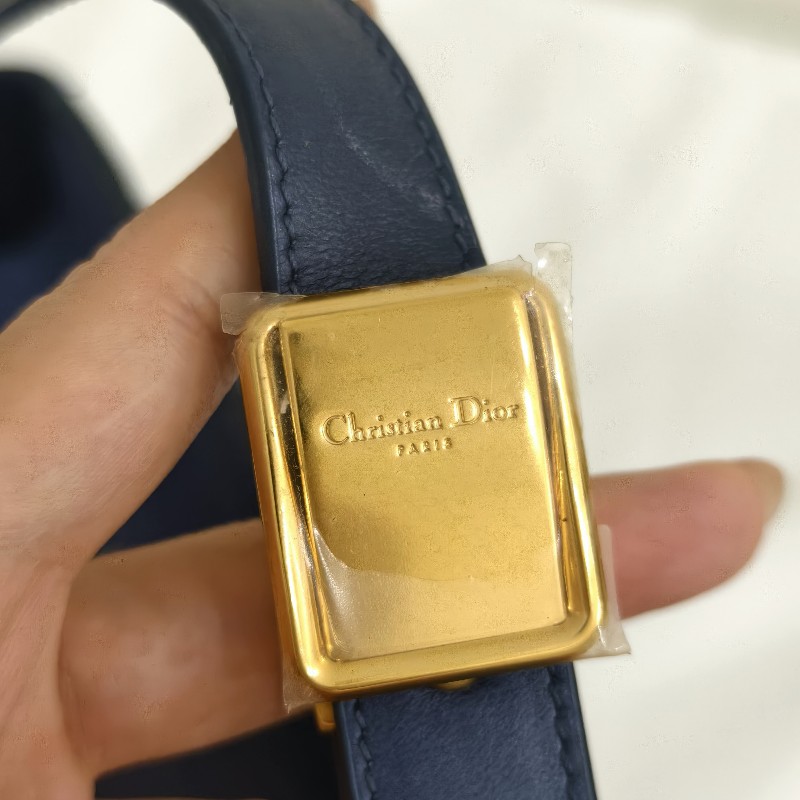 迪奧
Dior 30 Montaigne 翻蓋包 光滑小牛皮 限定色漸層靛藍色-9