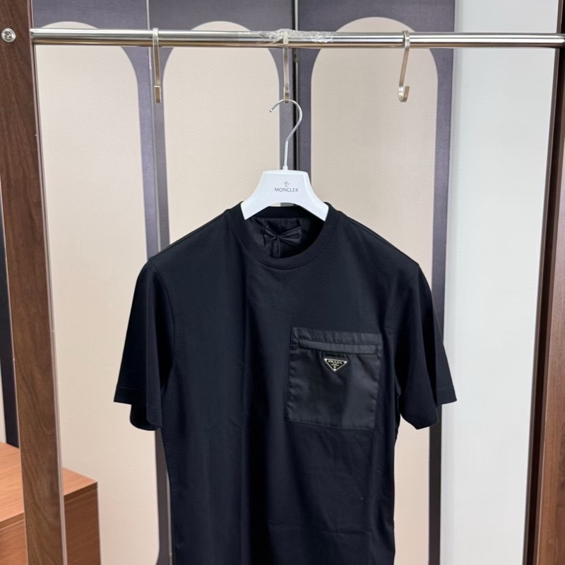 Prada 男款 再生尼龍 平紋T恤 黑色-0