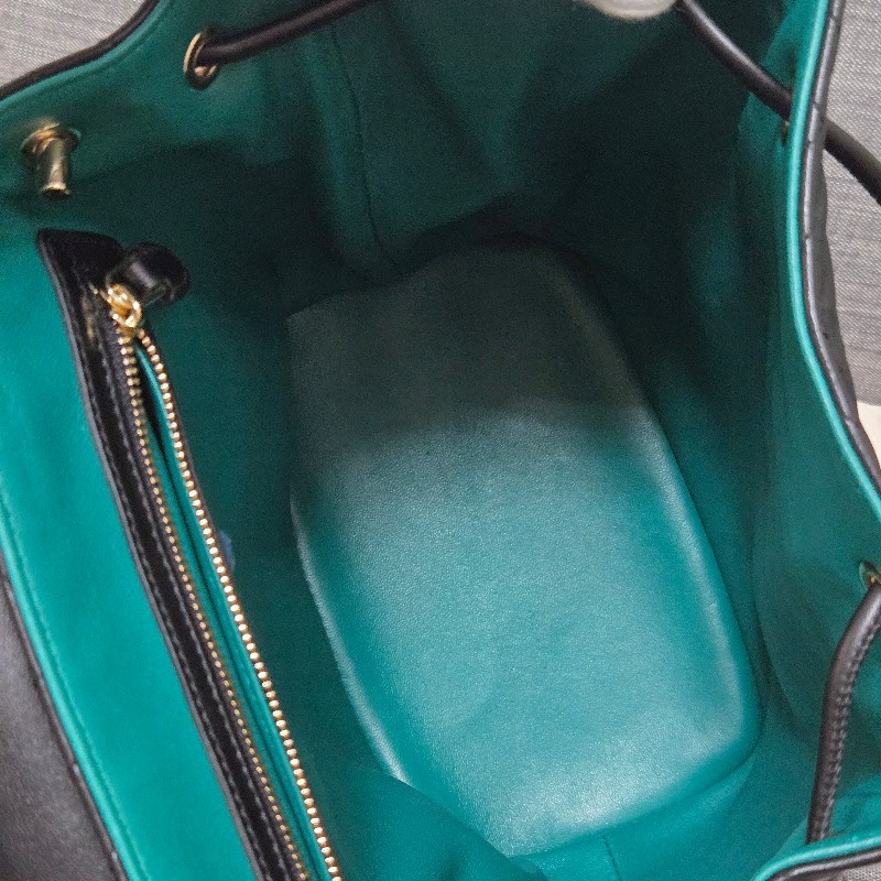 寶格麗 蛇頭後背包BVLGARI SERPENTI FOREVER肩背包 後背包 黑色-24