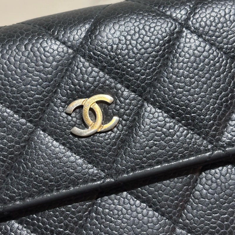 Chanel 金 LOGO 平扣長夾-26
