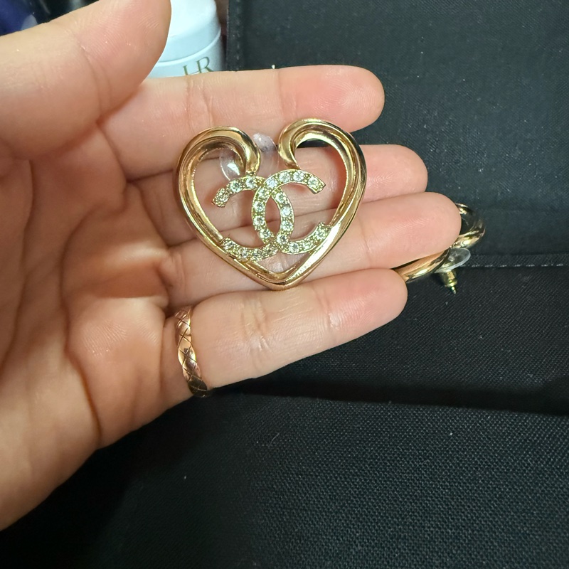 Chanel 🇫🇷 香奈兒 心型水鑽耳環（金色款）-3