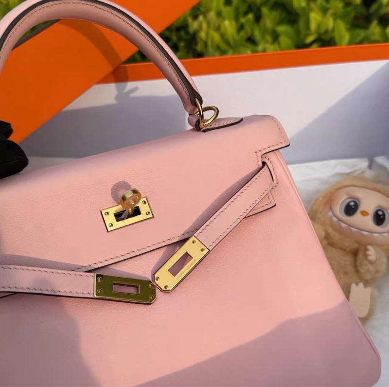 愛馬仕Kelly25櫻花粉金扣 T刻 附件：鎖.鑰匙.塵袋-2