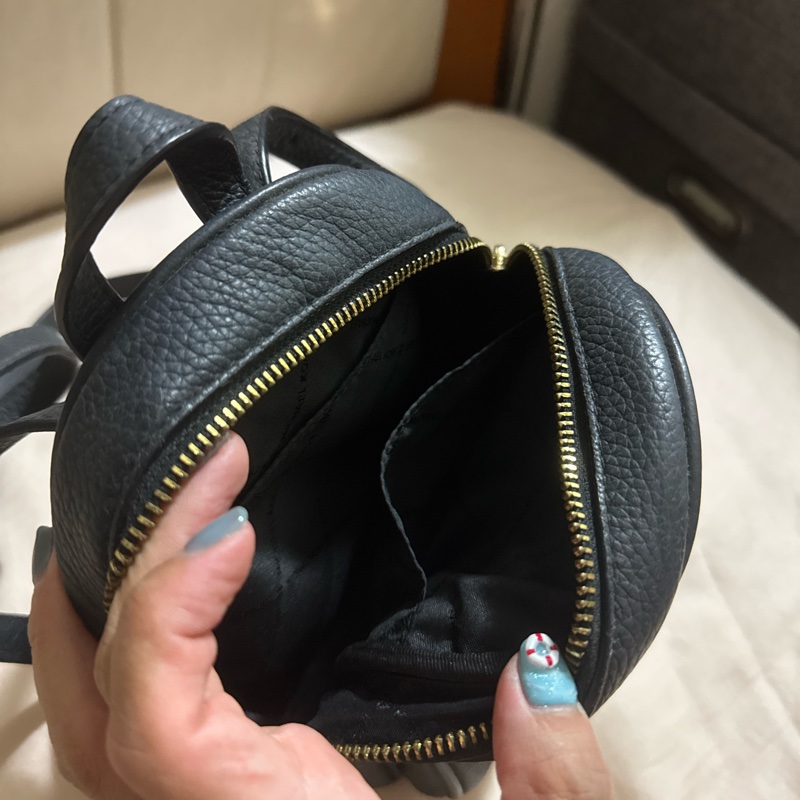 經典黑色Michael Kors 後背包-9