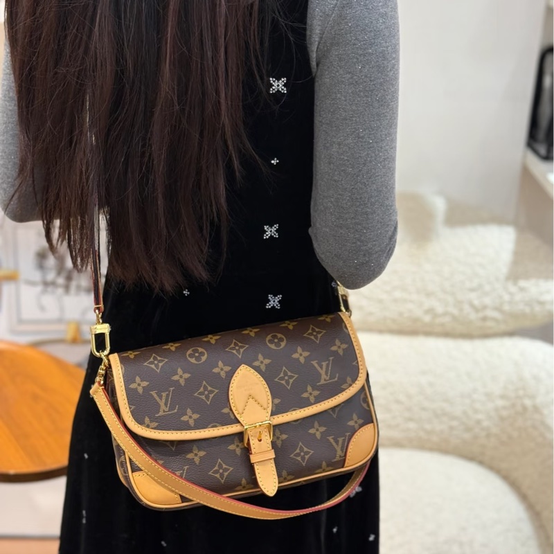 Lv Diane M45985新款老花法棍包 芯片款 #近新閒置 #雙肩帶🉑斜挎/肩背-6
