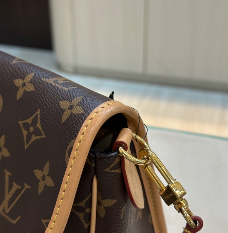 Lv Diane M45985新款老花法棍包 芯片款 #近新閒置 #雙肩帶🉑斜挎/肩背-21