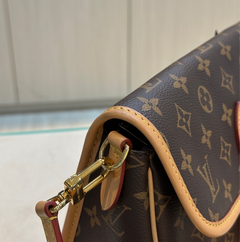 Lv Diane M45985新款老花法棍包 芯片款 #近新閒置 #雙肩帶🉑斜挎/肩背-22