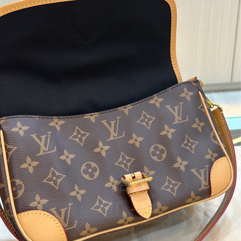 Lv Diane M45985新款老花法棍包 芯片款 #近新閒置 #雙肩帶🉑斜挎/肩背-24