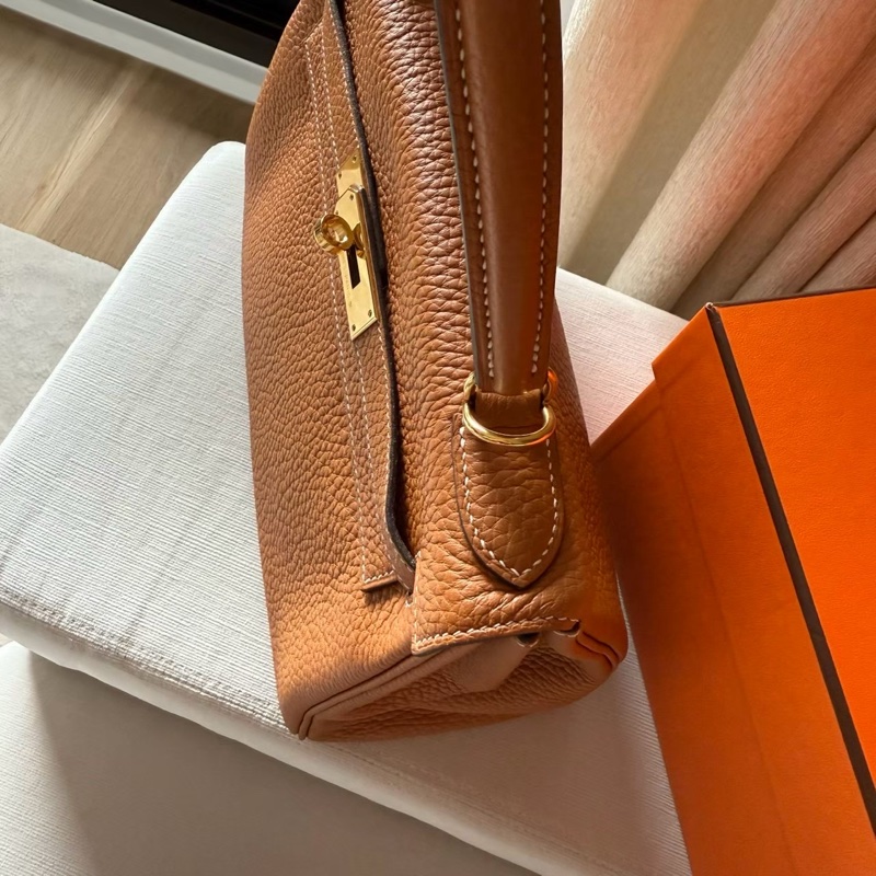 經典溫柔HERMES Kelly 28 金棕金肩背斜背包-6