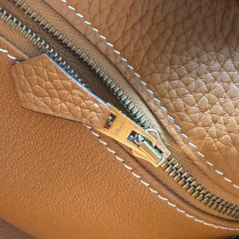 經典溫柔HERMES Kelly 28 金棕金肩背斜背包-35