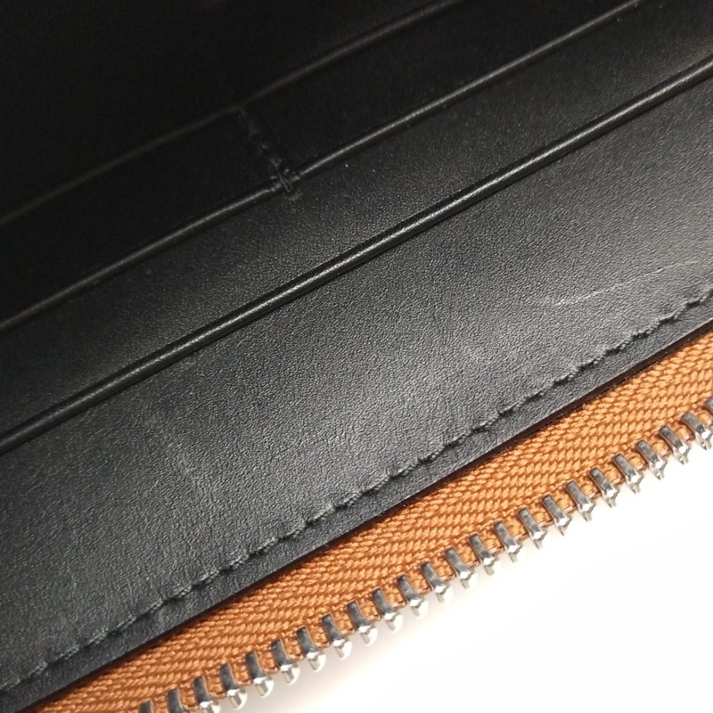 🤎 都會質感 ‧ Loewe 牛皮Logo壓紋拉鍊長-19