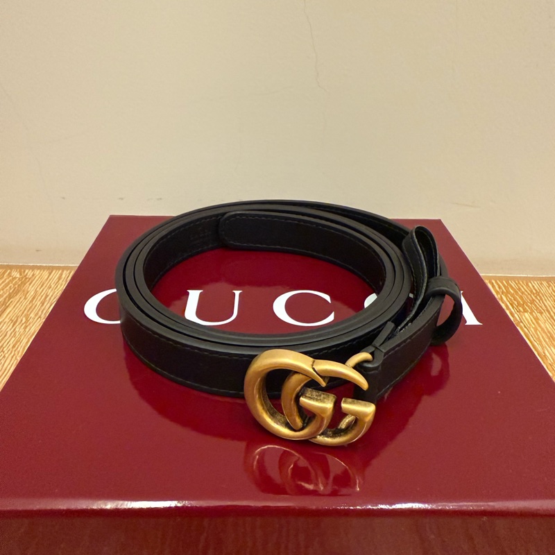 Gucci經典黑色皮帶-0