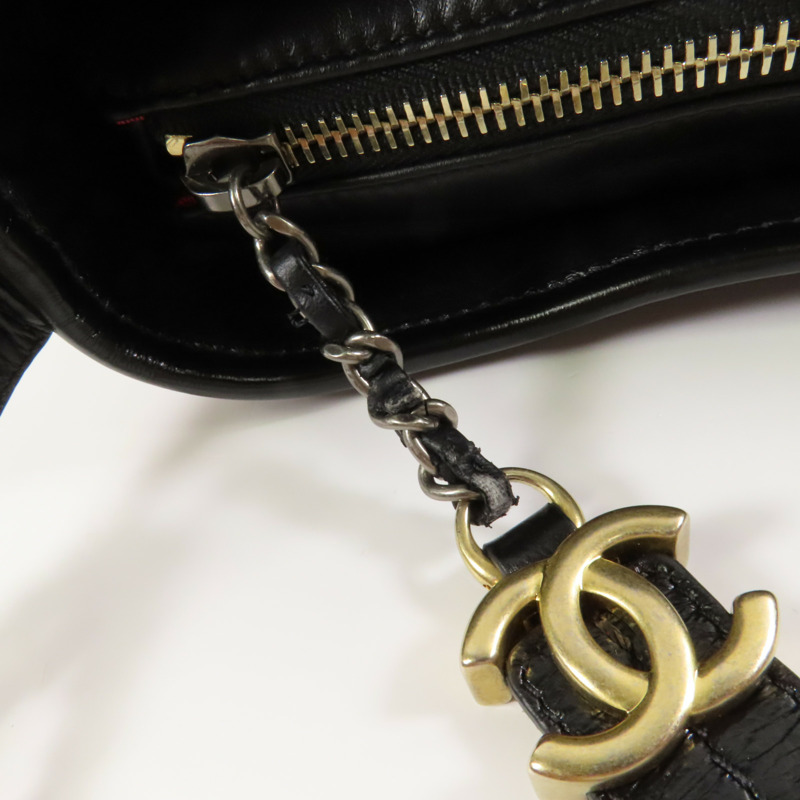 CHANEL 牛皮皮革Gabrielle肩背袋-9