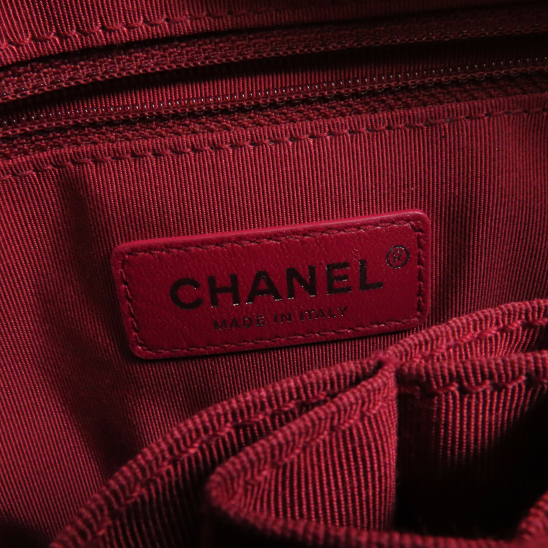 CHANEL 牛皮皮革Gabrielle肩背袋-10
