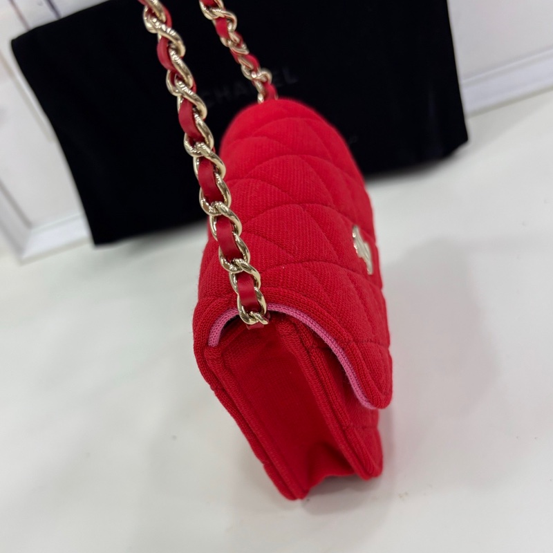 CHANEL香奈兒膜原23C迷你鏈條單肩斜背包，非常亮眼吸睛的顏色，晶片全新 尺寸12×9.5-7