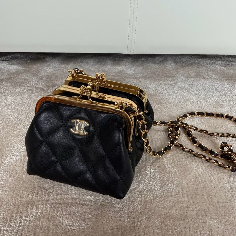 收藏款CHANEL 23C三胞胎手拿斜背包-8