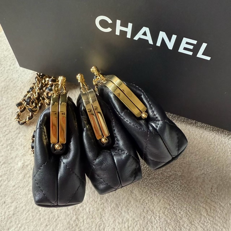 收藏款CHANEL 23C三胞胎手拿斜背包-13