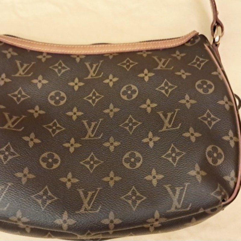 LV金豆包 肩背手提 最後降價23500-9