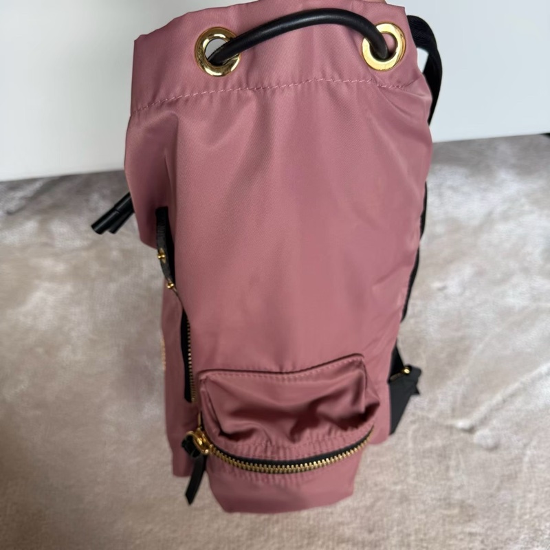 甜甜美BURBERRY 雙肩尼龍後背包-12