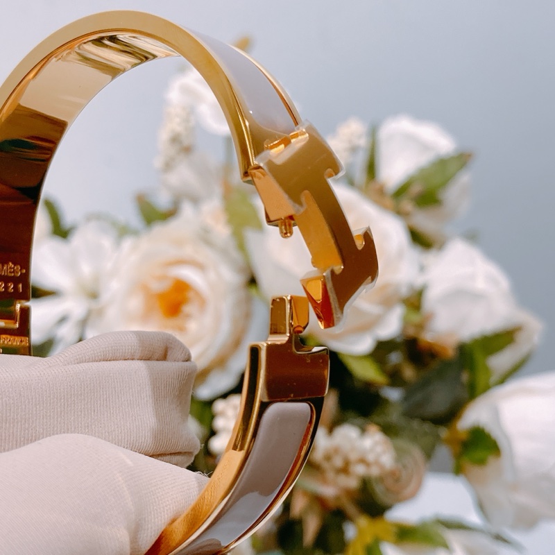 TW4388 Hermes 愛馬仕H手鐲 奶茶色金扣Clic H Bracelet PM Marron Glace x GHW-6