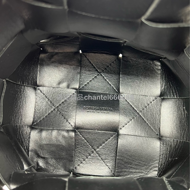 💗香緹國際精品💗 BV cassette 12格水桶包 黑色-5