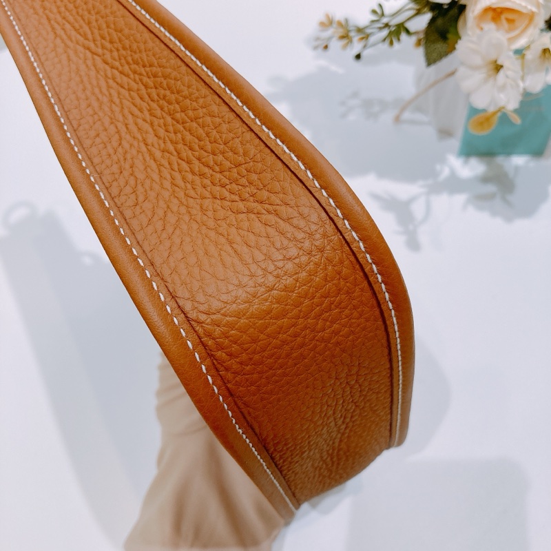 TW4379	Hermes 愛馬仕金棕色金扣 迷妳依芙妮 Mini Evelyne TC Gold x GHW-6